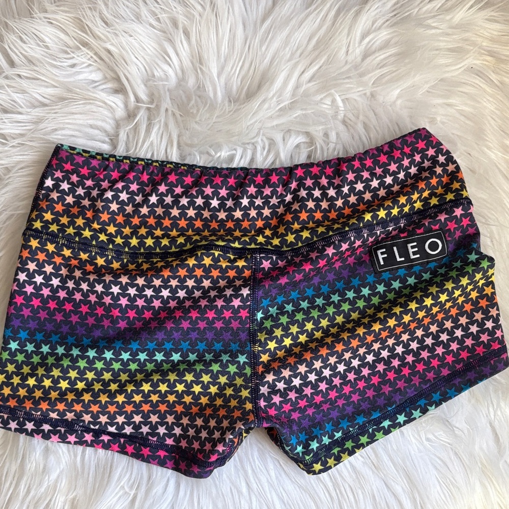 Fleo Women's Rainbow Star Athletic Shorts